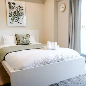 公寓 Dash Living Tsukiji, 東京都